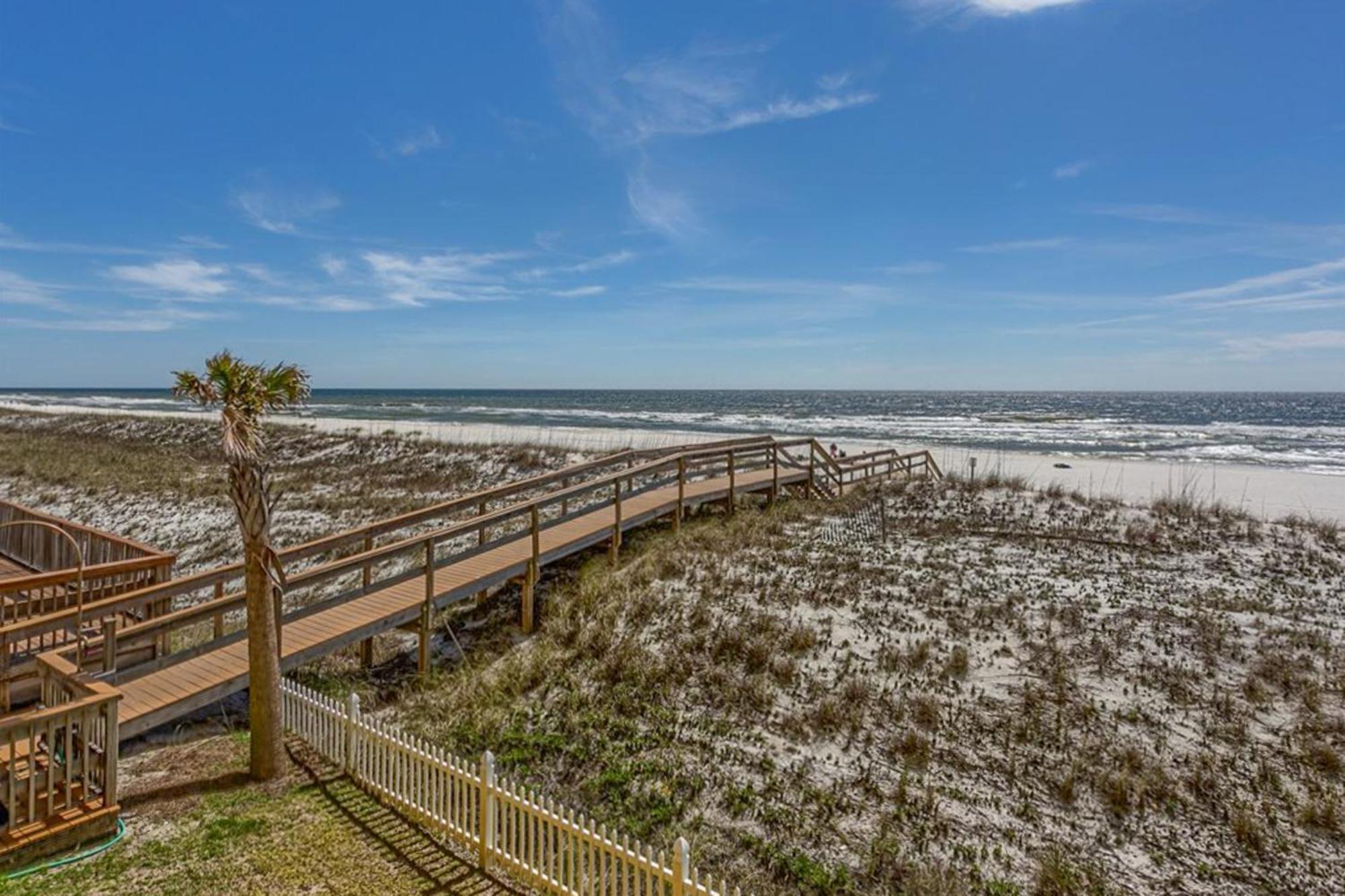 Ocean Breeze East Holiday home